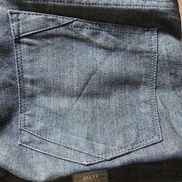 PD&C Men’s Blue Jeans – Size 38x32 – NWT with Belt - Picture 7 of 9